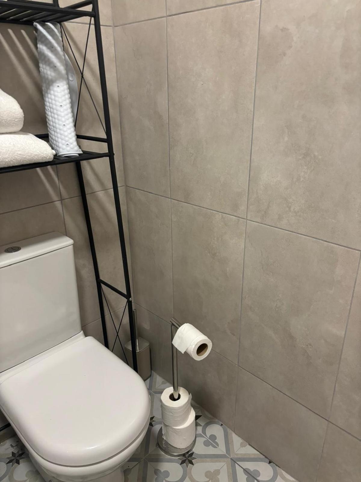 Basement Studio Apartment Ballina  Bagian luar foto